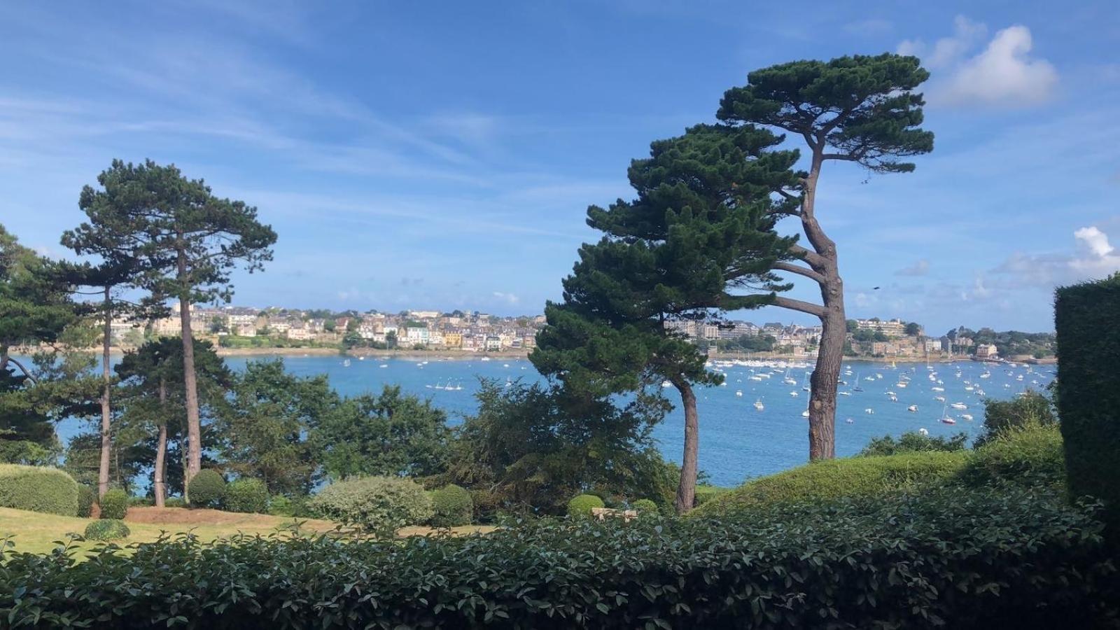 Appartement Vue Sur Mer Dinard Buitenkant foto